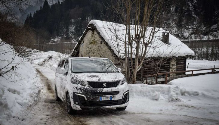Peugeot Traveller Traction Control, il multispazio con trazione integrale - Foto 6 di 9