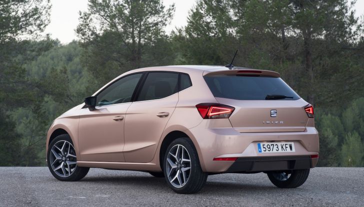 Nuova SEAT Ibiza 2018 a Metano, prova su strada del TGI da 90CV - Foto 18 di 44