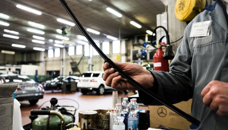 Manutenzione dei tergicristalli: sostituire le spazzole e cambiare i liquidi, quando va fatto - Foto 4 di 8