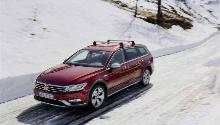 Volkswagen Passat festeggia i 35 anni di trazione integrale - Foto 4 di 15