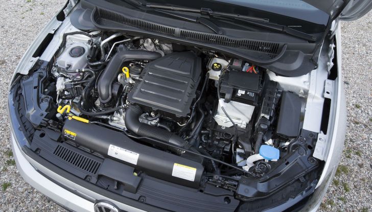 [VIDEO] Prova Volkswagen Golf TGI: La Strada in Streaming! - Foto 17 di 33