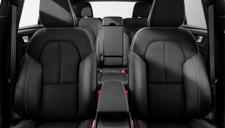 Volvo XC40: nel 2020 arriva la versione 100% elettrica - Foto 32 di 38