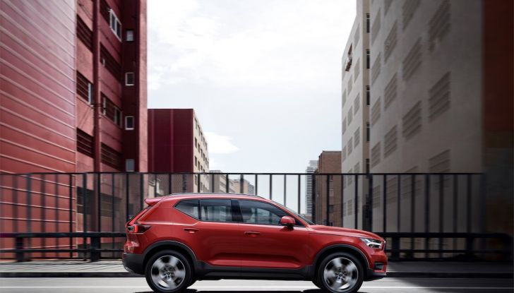 Volvo XC40: nel 2020 arriva la versione 100% elettrica - Foto 27 di 38