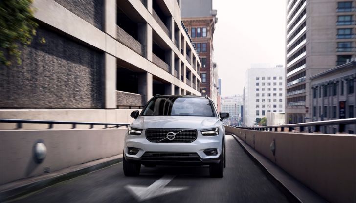 Volvo XC40: nel 2020 arriva la versione 100% elettrica - Foto 19 di 38