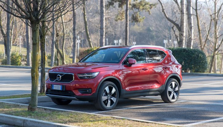 Volvo XC40 2018, prova su strada del SUV compatto svedese - Foto 1 di 51