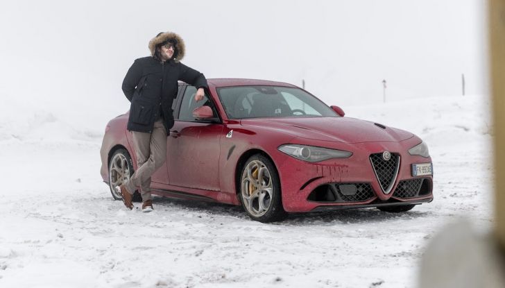 Prova su strada Alfa Romeo Giulia Quadrifoglio, la macchina perfetta! - Foto 33 di 48