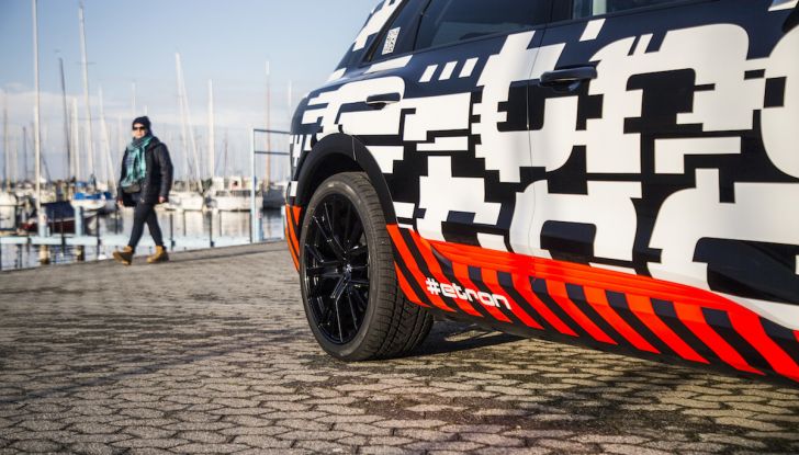 Audi e-tron, il SUV elettrico si prenota online - Foto 22 di 31