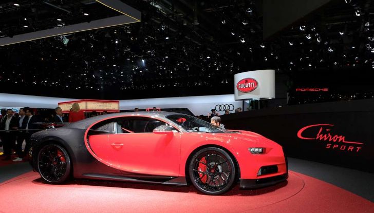 Bugatti Chiron Sport, la pista è il suo mestiere - Foto 12 di 20