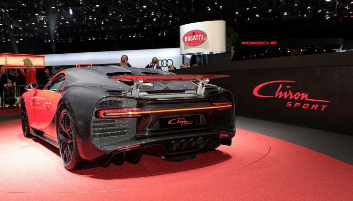 Bugatti Chiron Sport, la pista è il suo mestiere - Foto 19 di 20