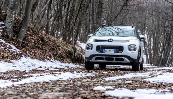 Citroën C3 Aircross, la prova su strada del 130CV: Crossover comodo e versatile - Foto 18 di 43