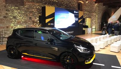 Renault Clio R.S. 18: la Hot Hatch da 220CV pronta a scendere in pista