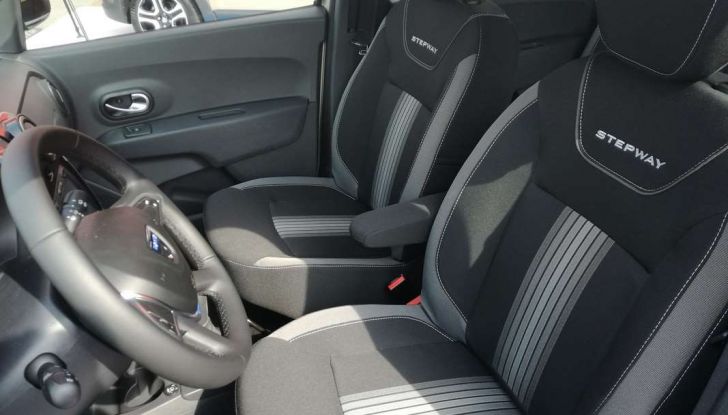 Dacia WOW, la serie speciale su Sandero, Lodgy e Dokker - Foto 10 di 10