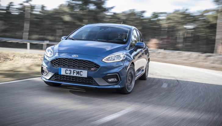 Ford Fiesta ST 2018, la sportiva da 200CV diventa 3 cilindri - Foto 1 di 10