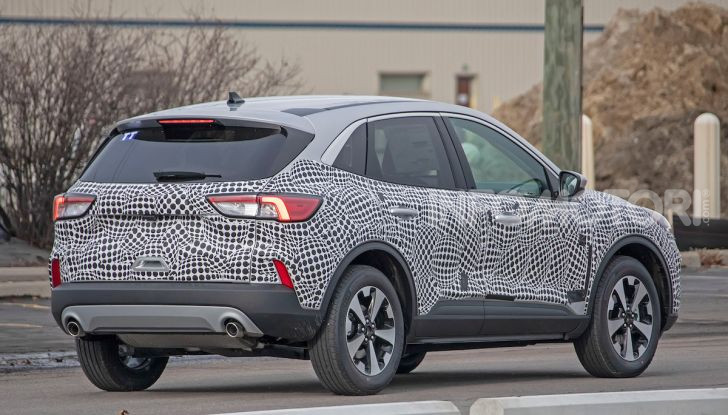 Ford Kuga 2020, prime prove su strada per il Crossover dell’Ovale Blu - Foto 34 di 36