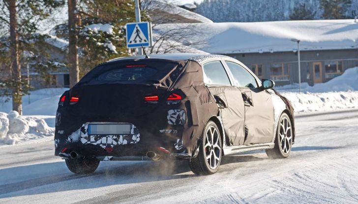Hyundai i30 N Fastback, primi test su strada della variante sportiva - Foto 17 di 26