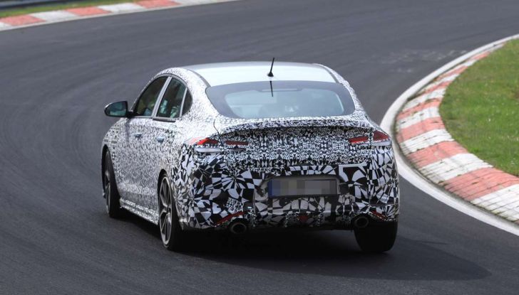 Hyundai i30 N Fastback, primi test su strada della variante sportiva - Foto 18 di 26