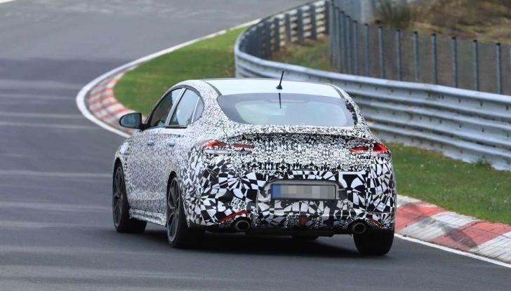 Hyundai i30 N Fastback, primi test su strada della variante sportiva - Foto 20 di 26