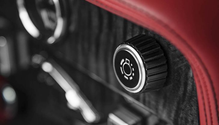 Jaguar XJ, esemplare unico “Johnny 3” per Nicko McBrain degli Iron Maiden - Foto 10 di 14