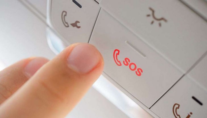 La chiamata di emergenza in auto diventa obbligatoria - Foto 8 di 9