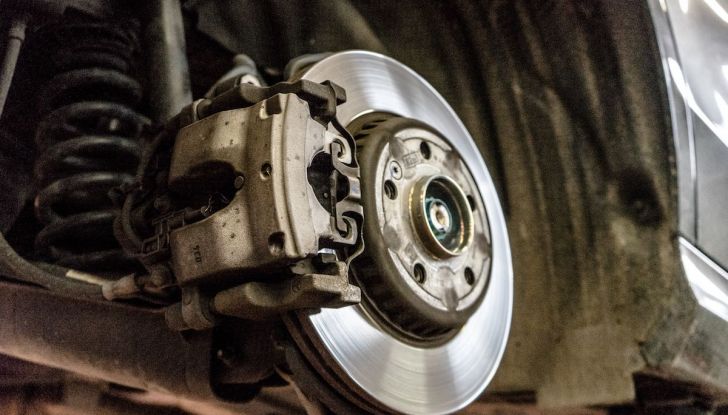 I freni dell’auto: manutenzione, precauzioni e consigli - Foto 3 di 17