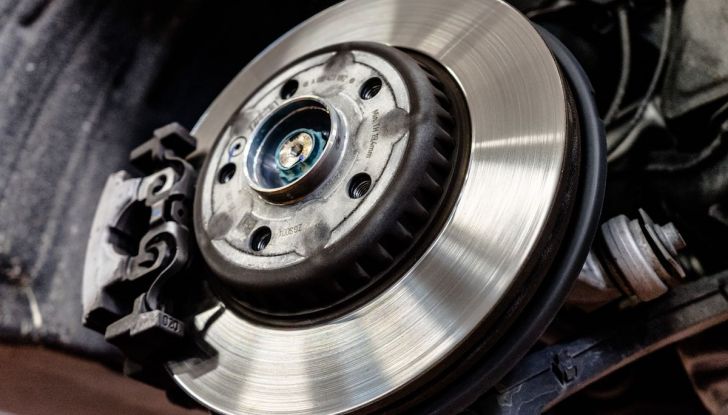 I freni dell’auto: manutenzione, precauzioni e consigli - Foto 4 di 17