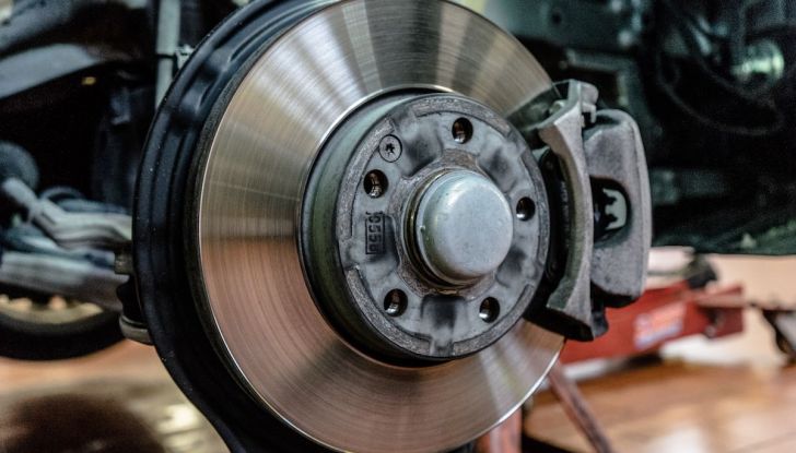 I freni dell’auto: manutenzione, precauzioni e consigli - Foto 5 di 17