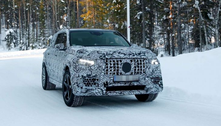 Mercedes GLS 63 AMG 2019, il SUV di lusso tedesco scende in strada - Foto 2 di 8