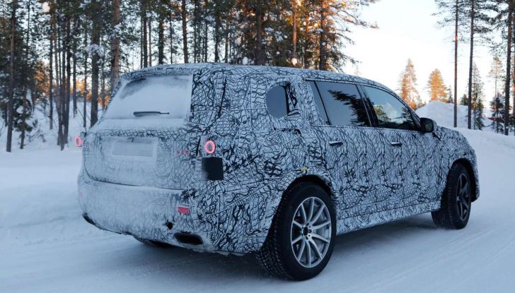 Mercedes GLS 63 AMG 2019, il SUV di lusso tedesco scende in strada - Foto 3 di 8