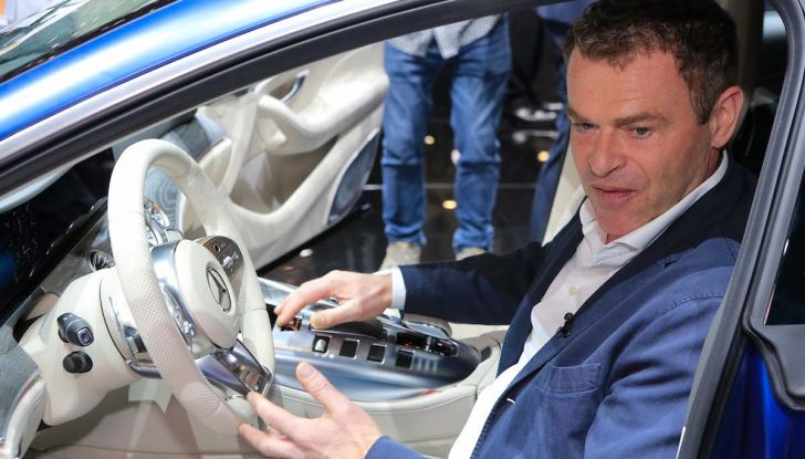 Mercedes AMG GT Coupé4, quattro porte per la sportiva della Stella - Foto 17 di 21