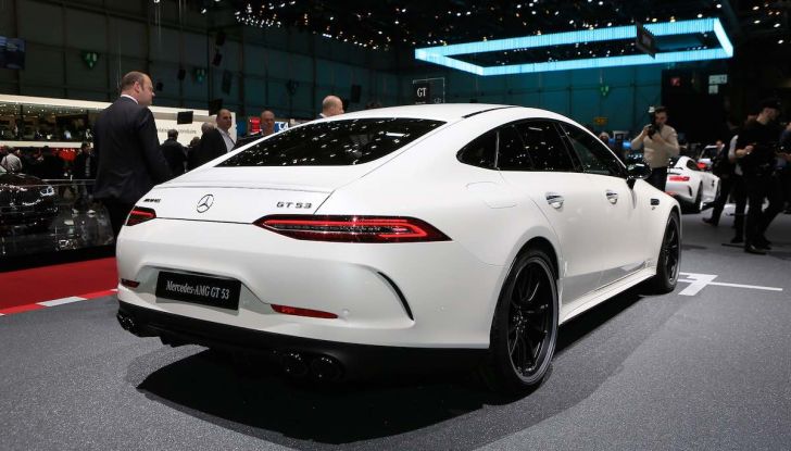 Mercedes AMG GT Coupé4, quattro porte per la sportiva della Stella - Foto 6 di 21