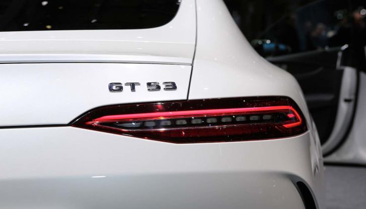 Mercedes AMG GT Coupé4, quattro porte per la sportiva della Stella - Foto 9 di 21