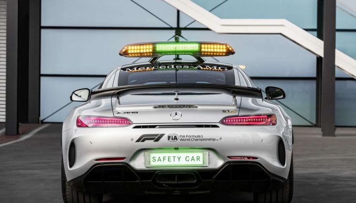 Mercedes AMG GT R è la Safety Car del mondiale Formula 1 - Foto 2 di 10