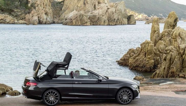 Mercedes Classe C Coupé e Cabrio 2018: più sportive ed efficienti - Foto 2 di 19