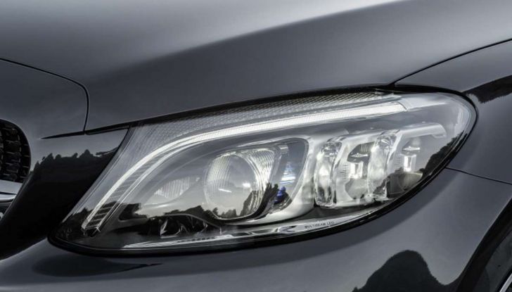 Mercedes Classe C Coupé e Cabrio 2018: più sportive ed efficienti - Foto 4 di 19
