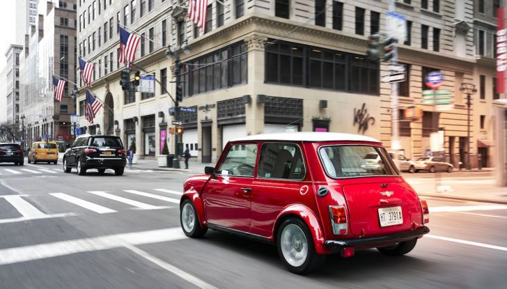 La MINI d’epoca diventa elettrica al Salone di New York - Foto 15 di 23