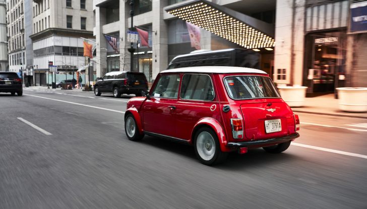 La MINI d’epoca diventa elettrica al Salone di New York - Foto 16 di 23