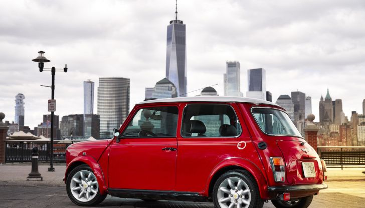 La MINI d’epoca diventa elettrica al Salone di New York - Foto 7 di 23