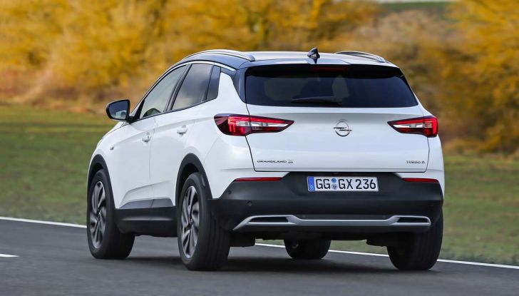 Opel Grandland X prova su strada, motorizzazioni e consumi - Foto 24 di 26