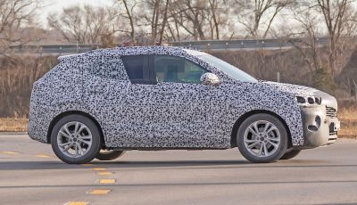 Opel Mokka X 2019, la nuova generazione impegnata nei test