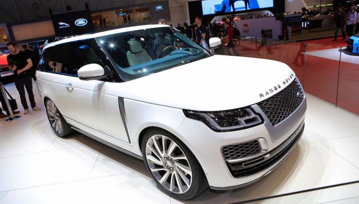 Range Rover SV Coupé 2018: 999 esemplari per il 70° anniversario - Foto 4 di 16