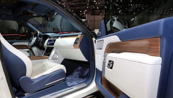 Range Rover SV Coupé 2018: 999 esemplari per il 70° anniversario - Foto 11 di 16