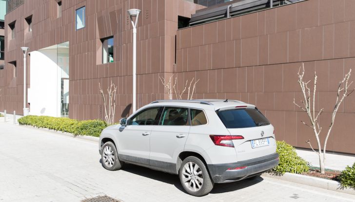 Prova su strada Skoda Karoq 1.5 TSI qualità tedesca, prezzo intelligente - Foto 5 di 31