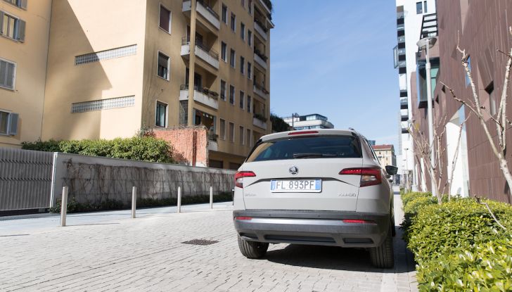 Prova su strada Skoda Karoq 1.5 TSI qualità tedesca, prezzo intelligente - Foto 7 di 31