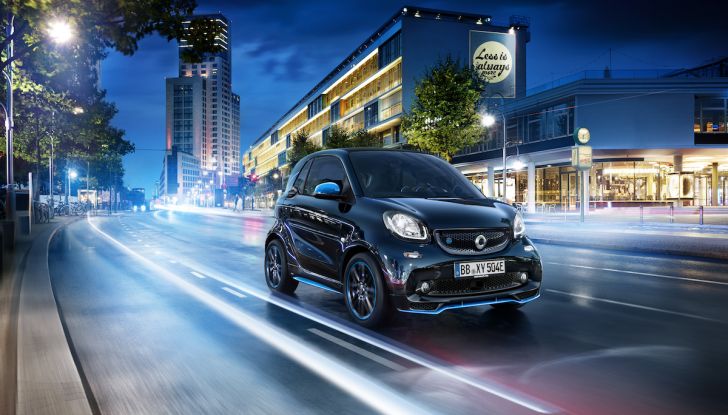 Smart EQ ForTwo e-Cup: parte il trofeo con le piccole sportive da 750Kg - Foto 4 di 10