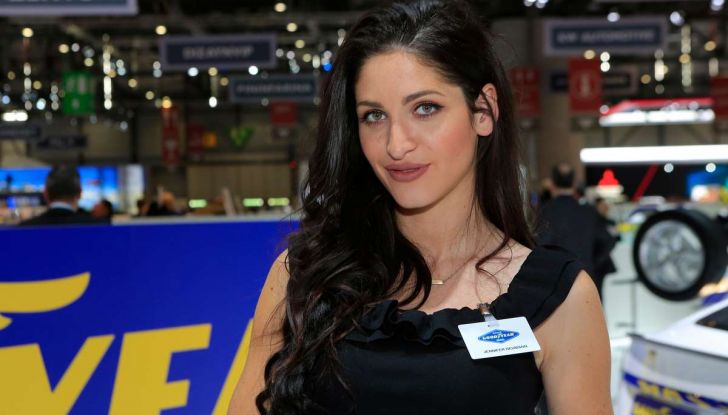 Le ragazze più belle del Salone di Ginevra 2018 - Foto 20 di 22