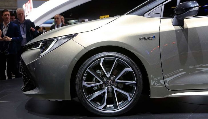 Toyota Corolla 2019: il ritorno di un mito per il segmento C - Foto 18 di 27