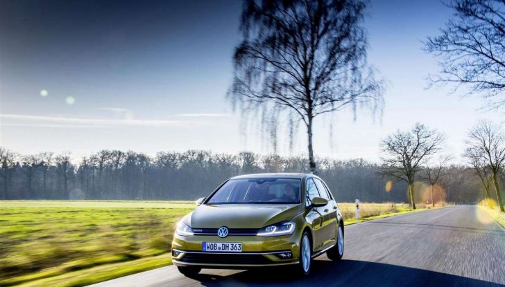 Volkswagen Golf 1.5 TSI ACT, il benzina che consuma come un diesel - Foto 5 di 8