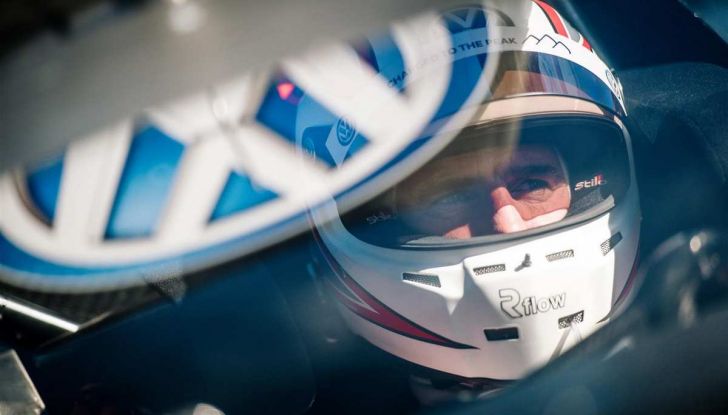 Volkswagen ID.R: nuovo record tra le elettriche al Nürburgring - Foto 7 di 13