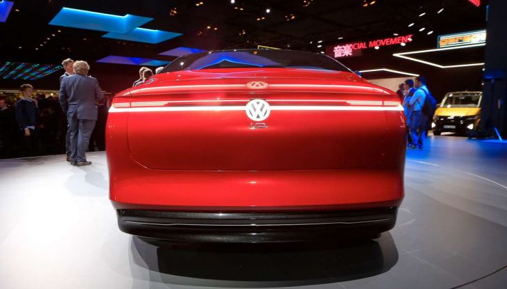 Volkswagen I.D. Vizzion Concept - Foto 4 di 18