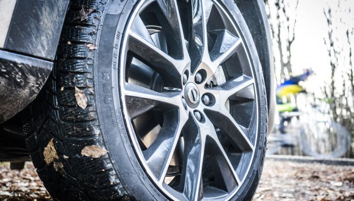 Prova su strada Volvo V90 Cross Country Pro: la regina delle Station Wagon - Foto 38 di 44